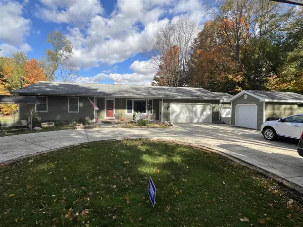 1023 Miller Road, Plainwell, MI 49080