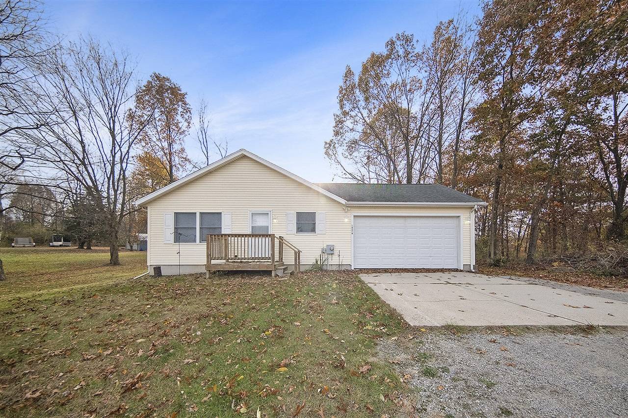 10376 Glencoe Road, Jerome, MI 49249-9572