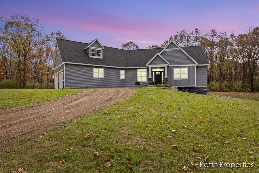 283 River Pine Drive, Lowell, MI 49331