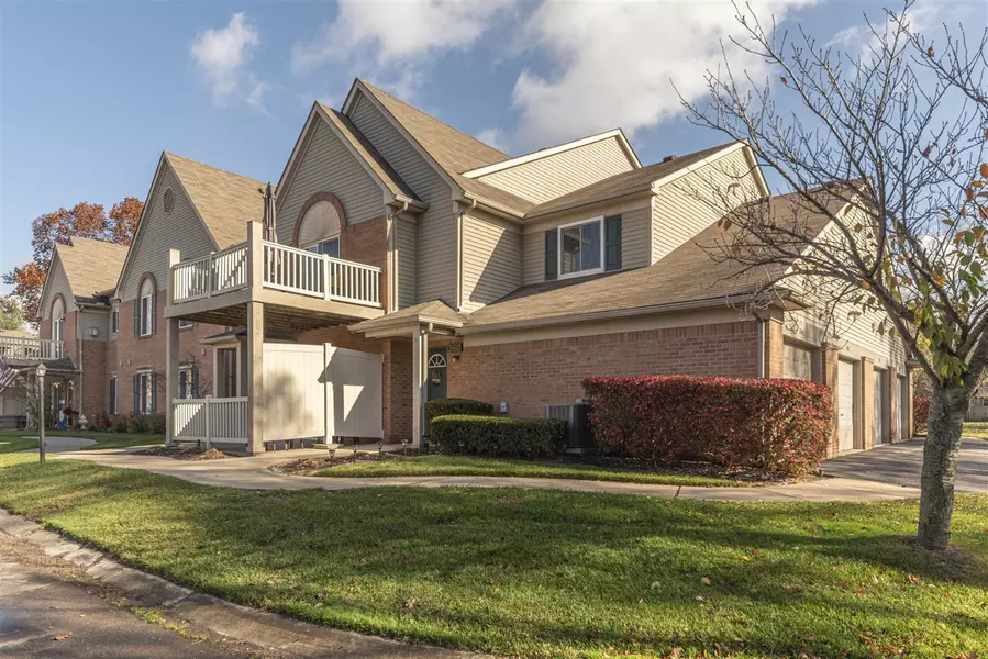 360 Marigold Circle, Westland, MI 48185-9633