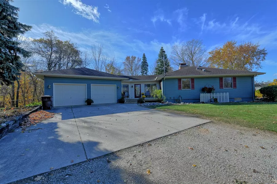 15027 W Cutler Road, Portland, MI 48875-9314