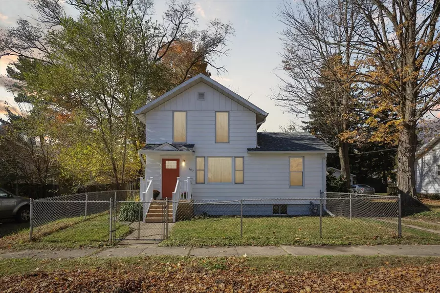 103 N Cayuga Street, Buchanan, MI 49107-1101