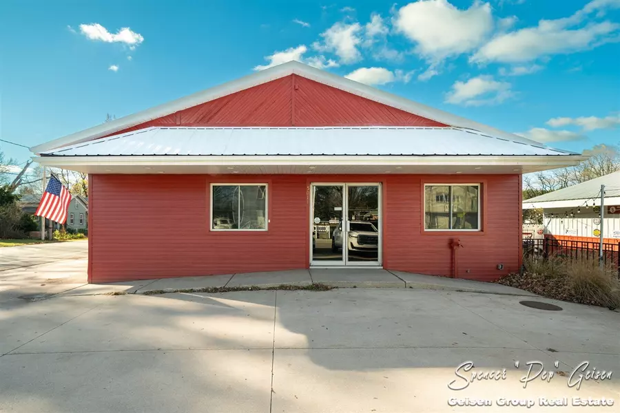 5011 Whites Bridge Road, Belding, MI 48809