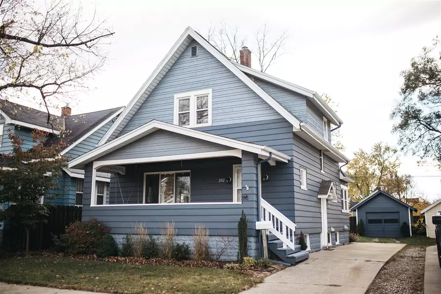 252 W 17th Street, Holland, MI 49423-4117