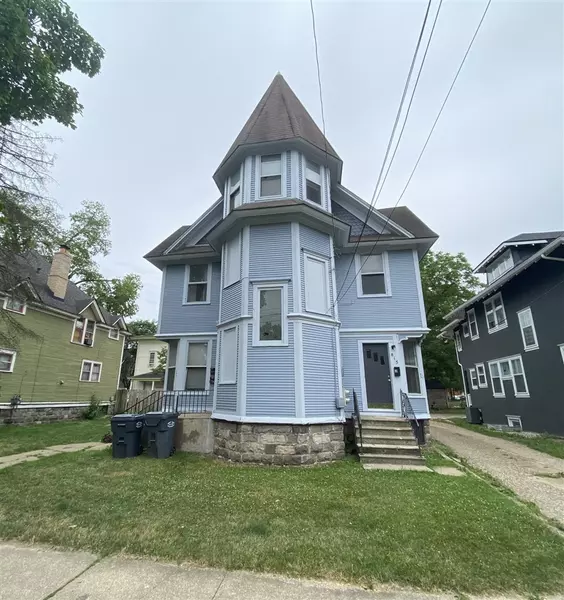 815 W Kalamazoo Avenue, Kalamazoo, MI 49007-3273