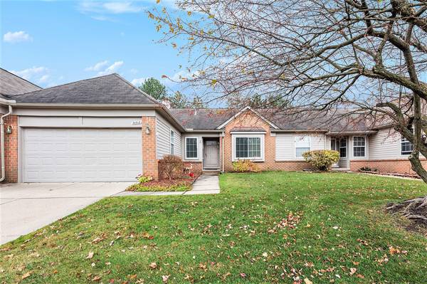 34512 Manor Run Circle, Sterling Heights, MI 48312-5334