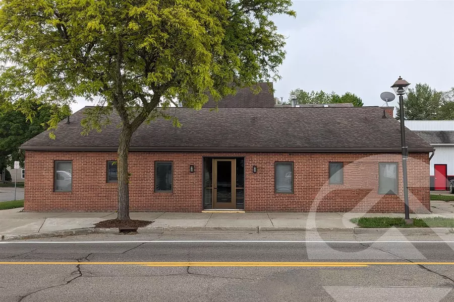 303 W Superior Street, Alma, MI 48801