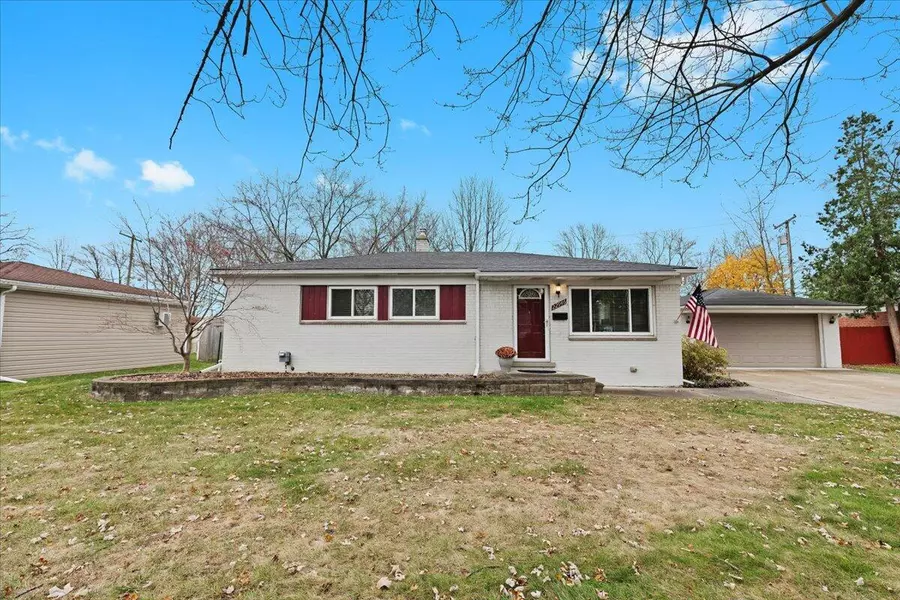 22946 Katzman Street, Clinton Township, MI 48035-1827