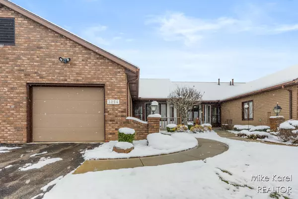 3254 Calvin Court, Grandville, MI 49418