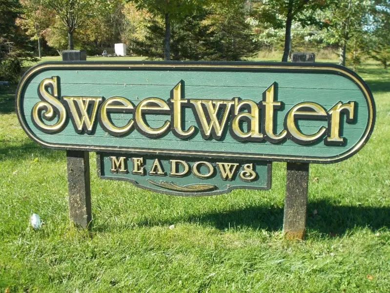 105 Evans Way, Scottville, MI 49454-1300