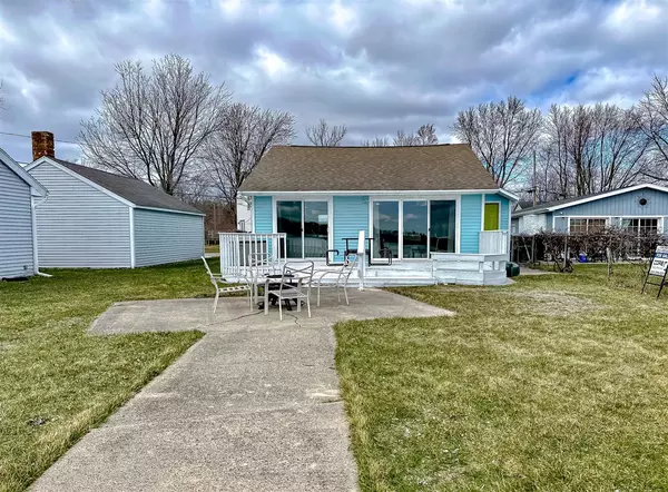 Norton Shores, MI 49444-3818,141 Lakeshore Boulevard