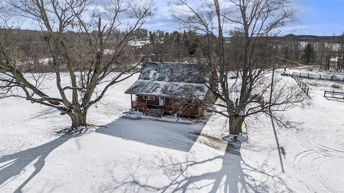 Barryton, MI 49305-9472,1055 Hoover Road