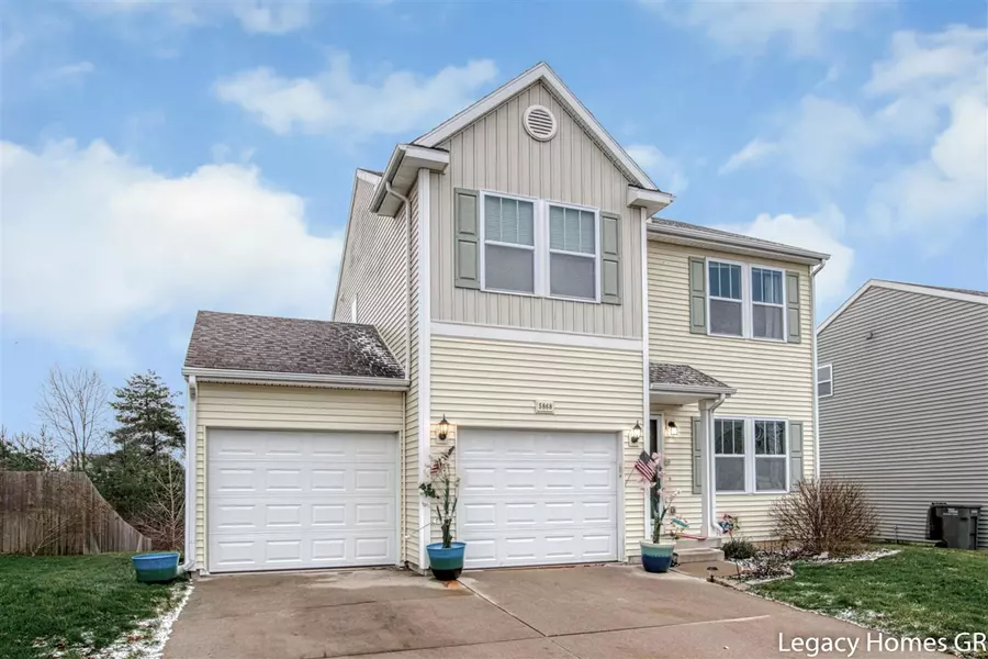 5868 Kiverton Ridge Drive, Kentwood, MI 49508