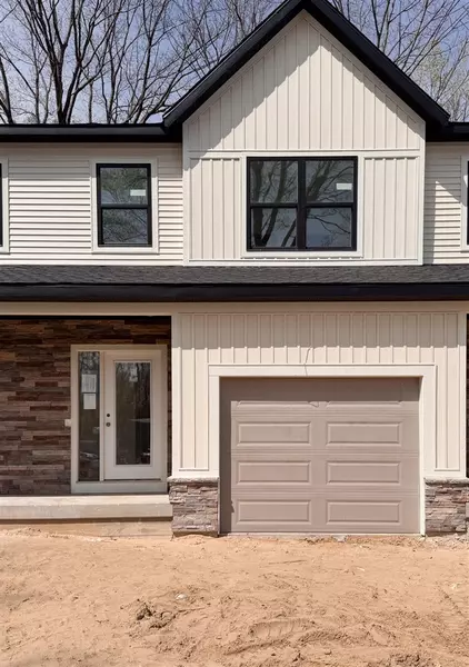 1995 N Shorewood Lane, Holland, MI 49423