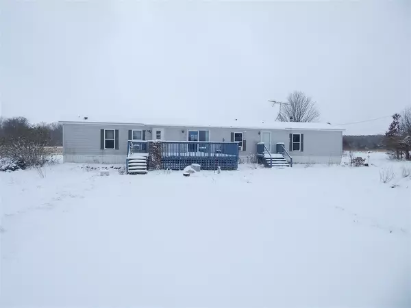 13875 Paine Avenue, Kent City, MI 49330