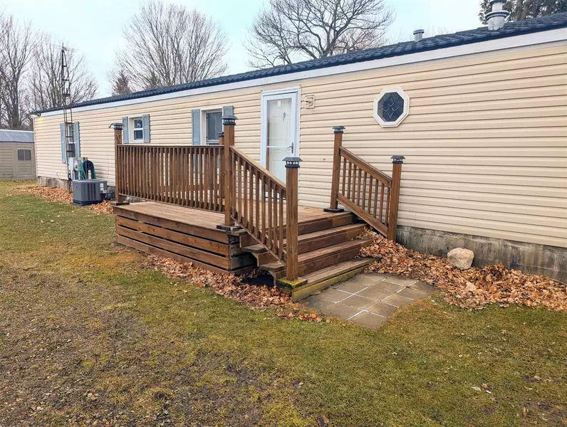 204 E Fenton Street, Union City, MI 49094
