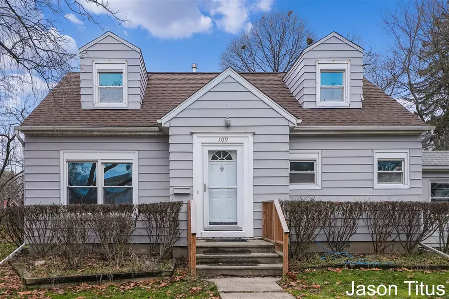 109 Lincoln Avenue, Lansing, MI 48910