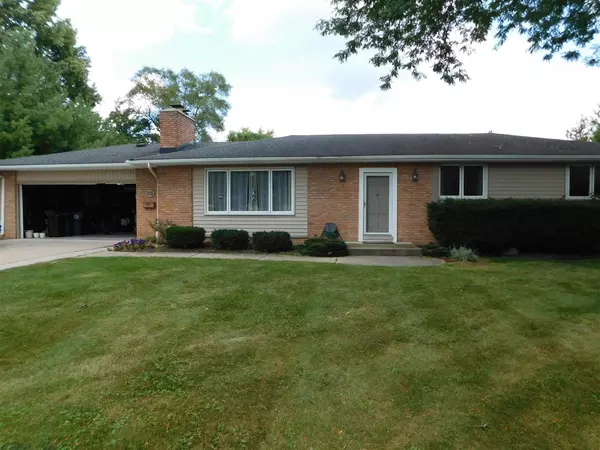 165 Westbourne Drive, Bloomfield Hills, MI 48301-3444