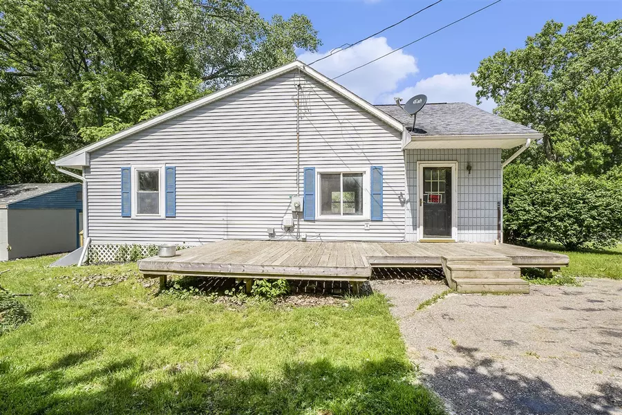 3039 Devonshire Street, Flint, MI 48504-4305