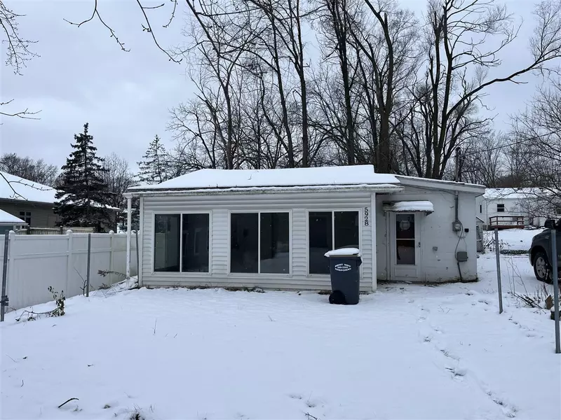 5928 Dakota Avenue, Portage, MI 49024-1312