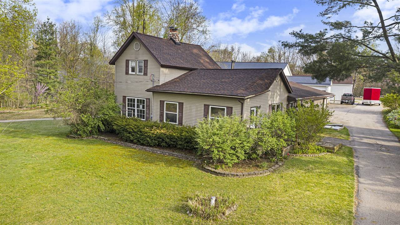 57440 Butcher Road, Lawrence, MI 49064-9632