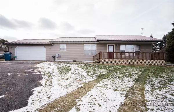 Stanton, MI 48888-9230,601 W Shore Drive