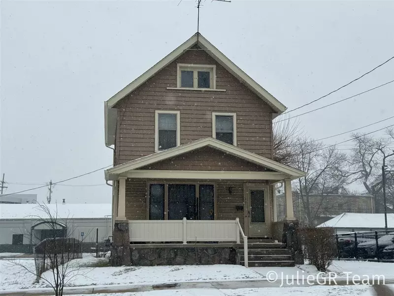 330 Lafayette Avenue, Grand Rapids, MI 49503