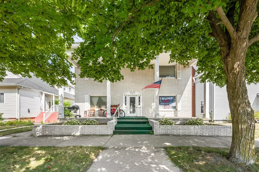 117 S Warren Avenue, Big Rapids, MI 49307