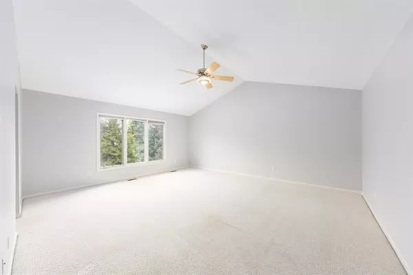 Novi, MI 48375-2886,24770 Bethany Way