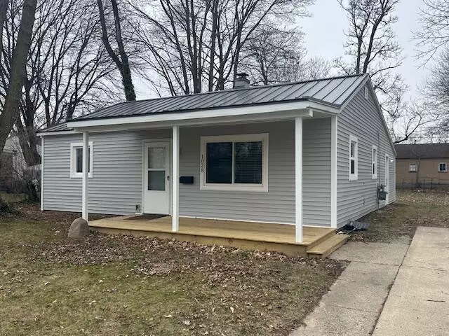 1028 S Elizabeth Street, Mount Pleasant, MI 48858-3612