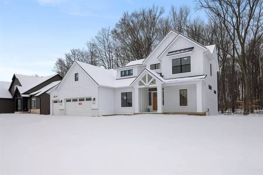 1950 Creekside Drive, Byron Center, MI 49315