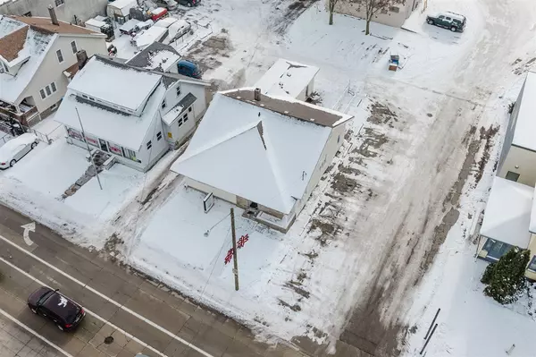 Grand Rapids, MI 49507,744 Burton Street