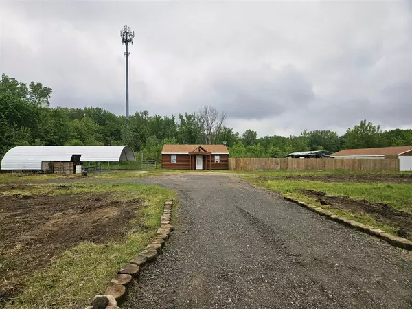 Three Oaks, MI 49128-8532,5463 US Highway 12