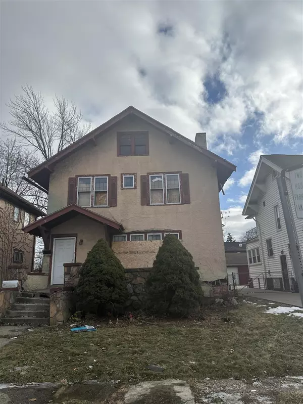 31 Florence Street, Highland Park, MI 48203-2765