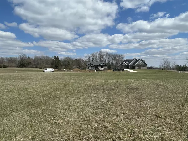 Brooklyn, MI 49230-9317,103 Bloomfield Boulevard