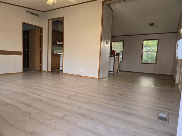 Allendale, MI 49401,4447 Oakland Drive