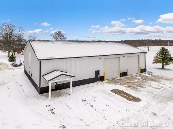 Ionia, MI 48846-8628,1447 Kelsey Highway