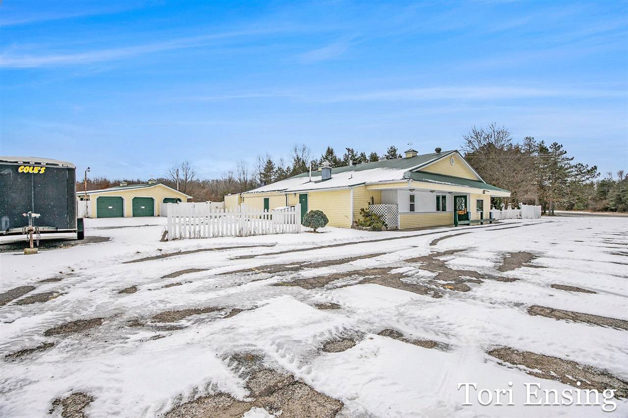 Greenville, MI 48838-9511,25/29 S Greenville Road