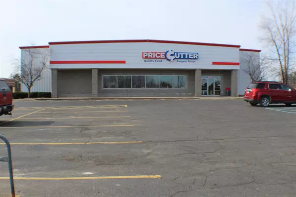 14301 White Creek Avenue, Cedar Springs, MI 49319-8263