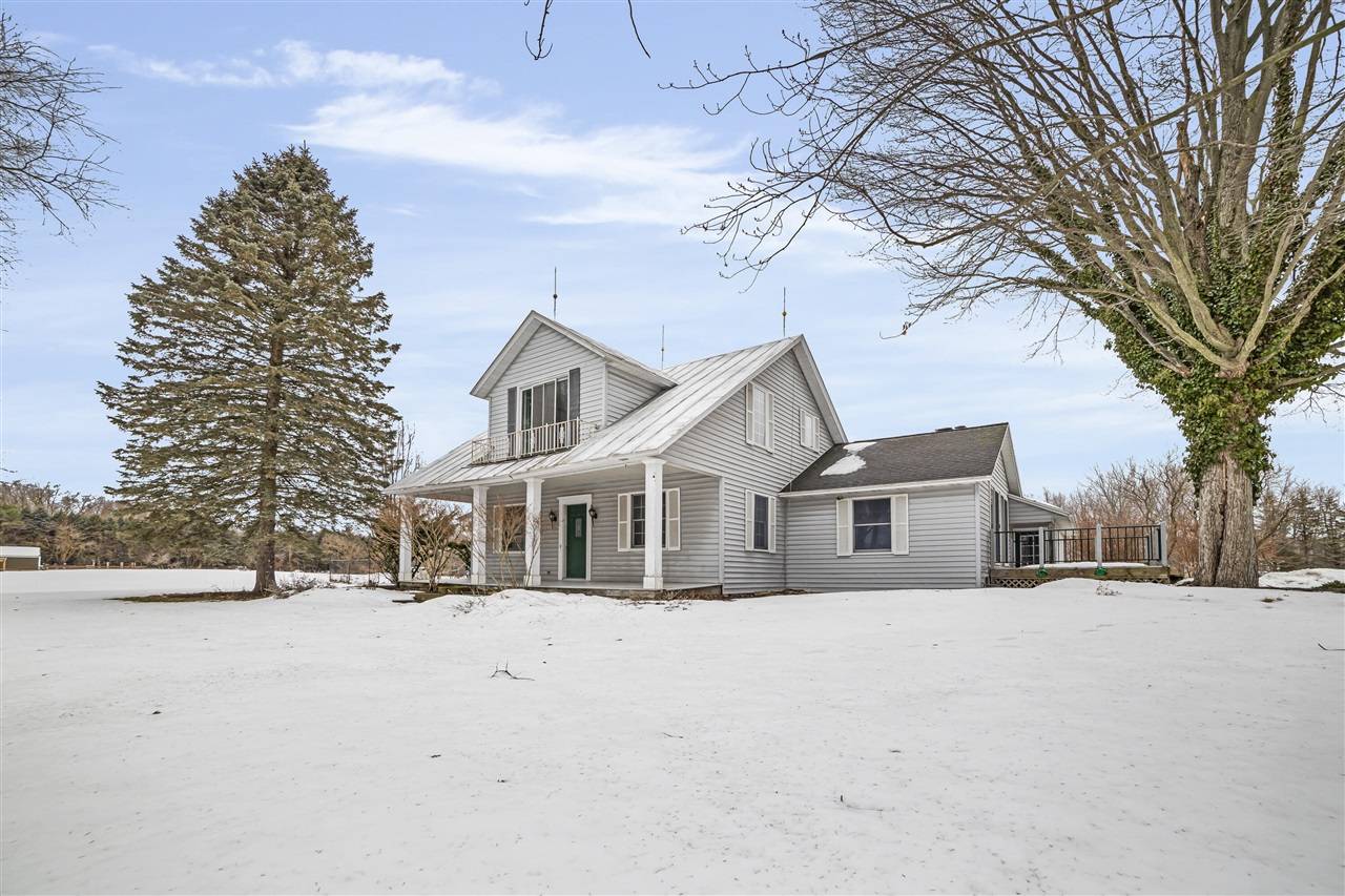 13677 Cypress Street, Spring Lake, MI 49456-9537
