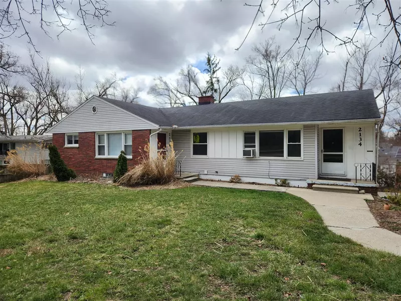 2134 Washtenaw Avenue, Ann Arbor, MI 48104