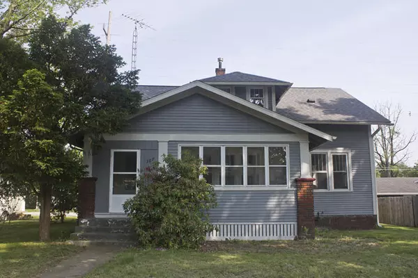 307 New York Avenue, Dowagiac, MI 49047