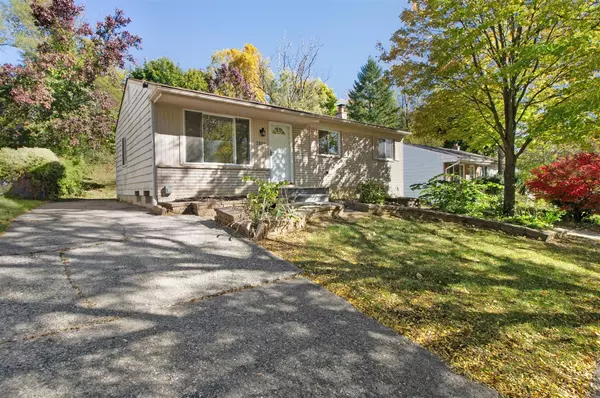 2100 Winewood Avenue, Ann Arbor, MI 48103-3945
