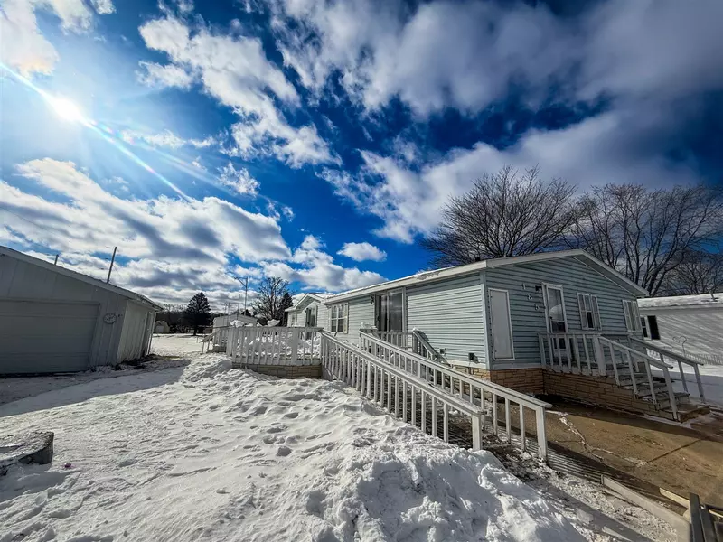 185 Elm Court, Muskegon, MI 49445-1488