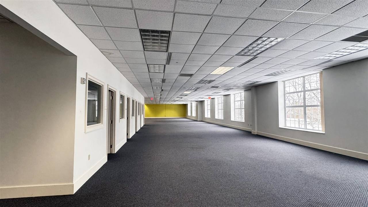 Kalamazoo, MI 49009,6938 Elm Valley Drive