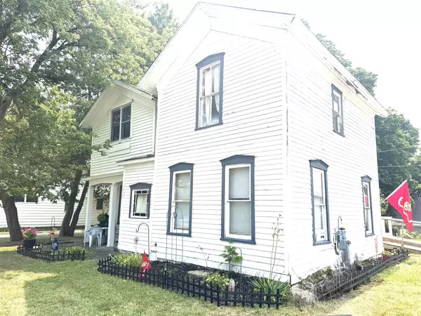 313 W 6th Street, Evart, MI 49631-9463