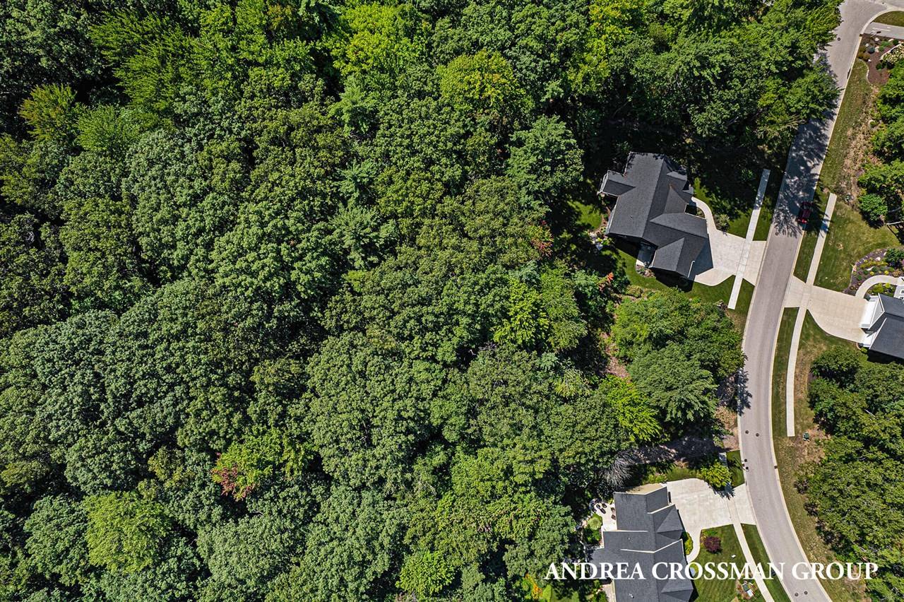 16166 Coventry Lane, Spring Lake, MI 49456
