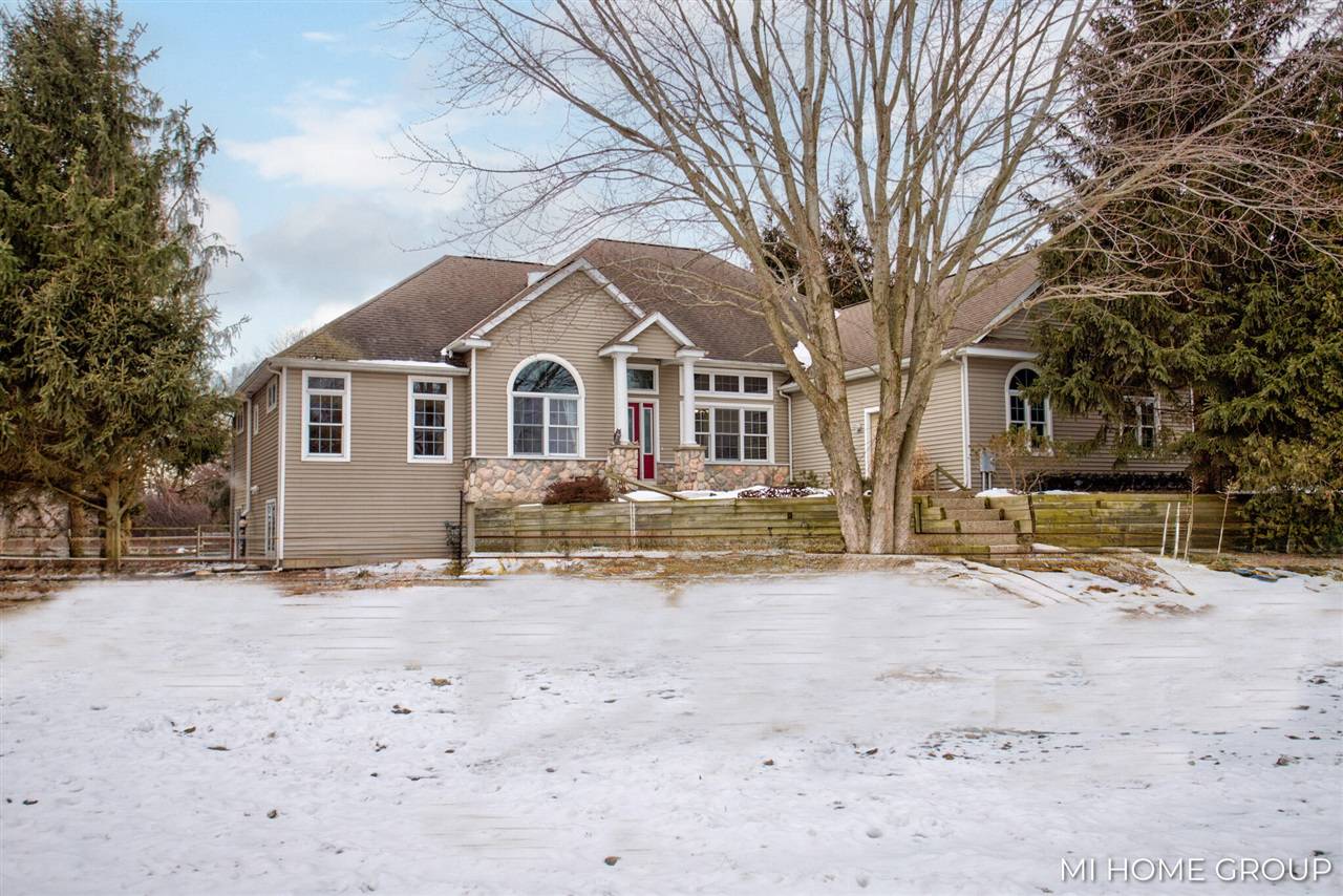 6220 146th Avenue, Holland, MI 49423