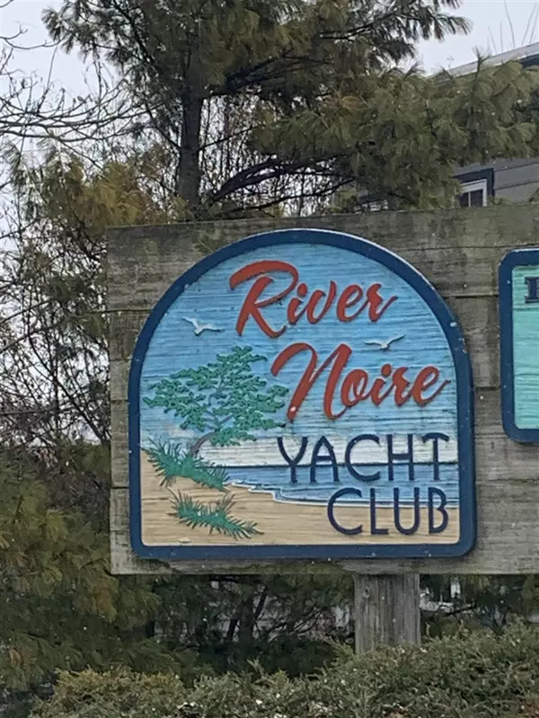 300 Oak Street, South Haven, MI 49090-1059