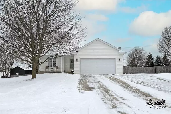 6849 Deer Cove Drive, Caledonia, MI 49316